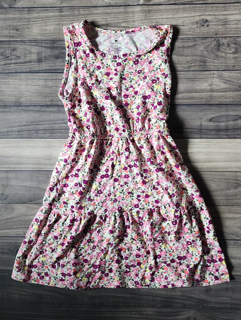One Step Up Girl's Floral Dress Size Small